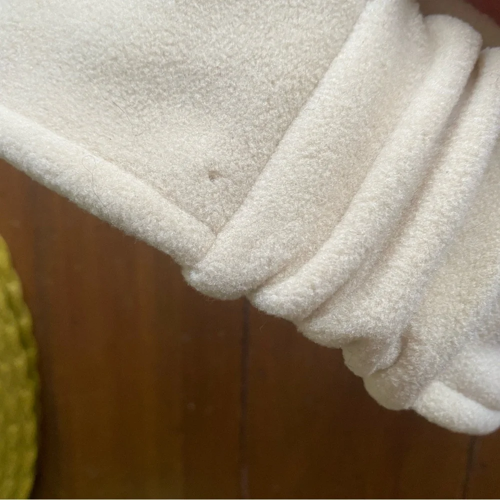 Bogner Cream Fleece Headband made in Germany - Picture 3 of 6